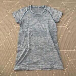 Lululemon Swiftly Tech Short Sleeve Size 10 Light‎ Blue / Green